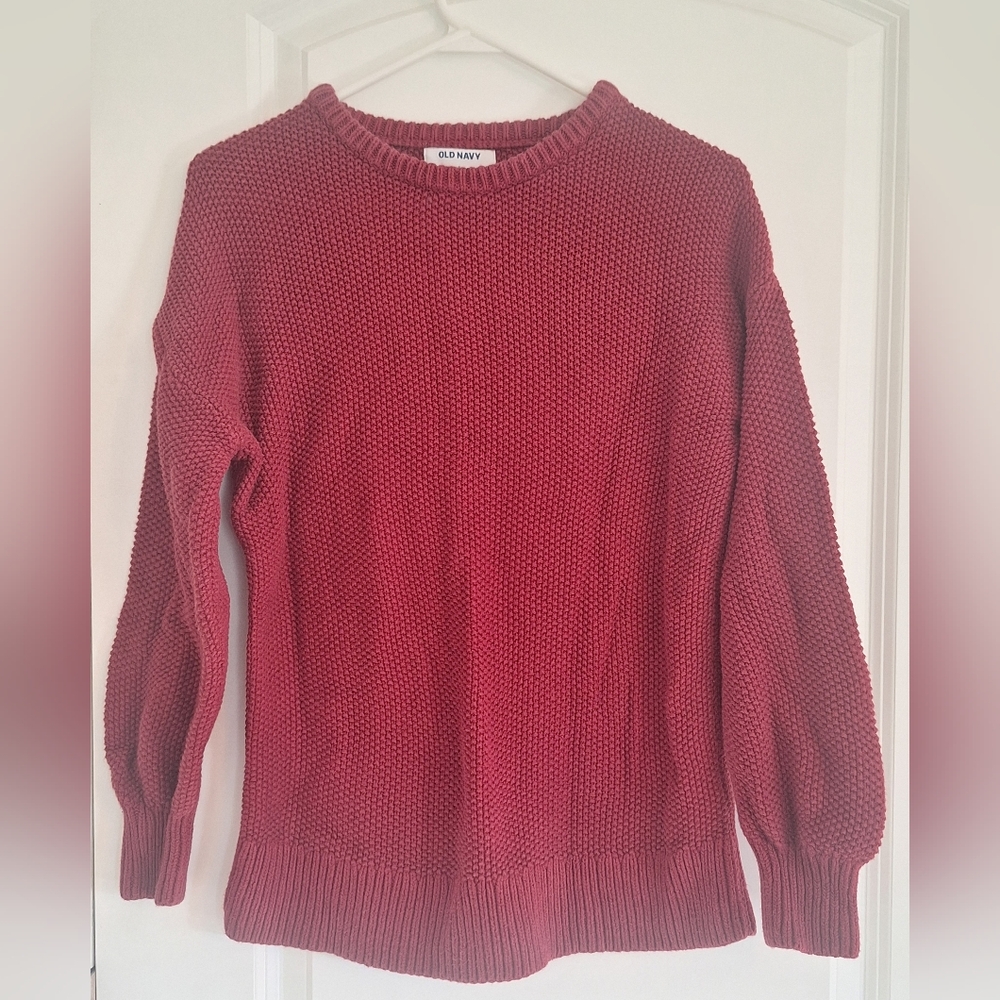 Old Navy Women's Deep Red Crew Neck Sweater
